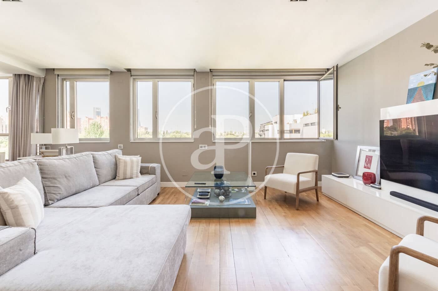 3 sypialnia Apartament na sprzedaż w Miasto Madryt z basenem - 1 395 000 € (Ref: 9162461)