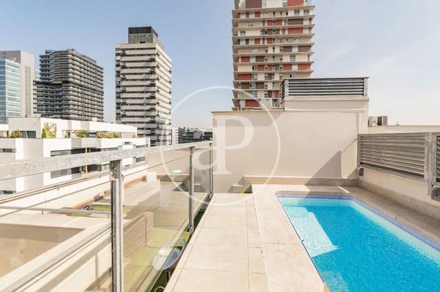 3 bedroom Apartment for sale in Ciudad Lineal, Madrid city with pool - € 1,395,000 (Ref: 9162461)