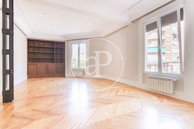 Apartamento de 4 habitaciones en Ibiza, Madrid ciudad en alquiler - 3.900 € (Ref: 9162462)