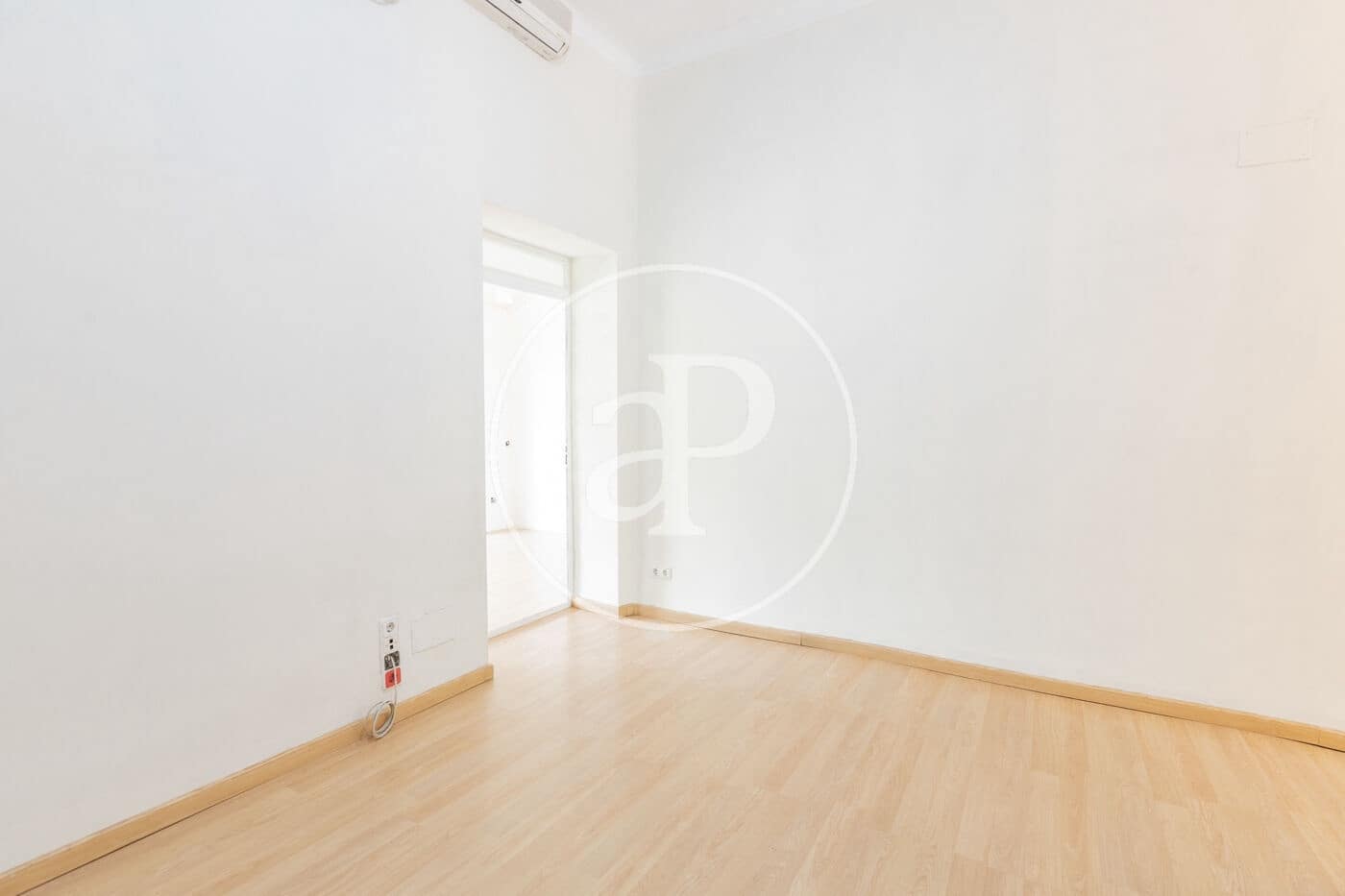 4 soveværelse Villa til salg i Madrid by med swimmingpool - € 1.800.000 (Ref: 9162463)