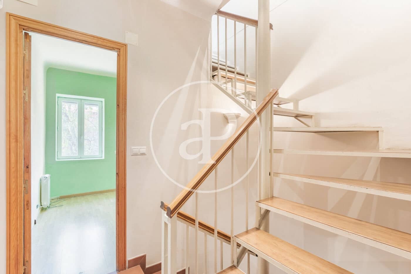 4 soveværelse Villa til salg i Madrid by med swimmingpool - € 1.800.000 (Ref: 9162463)