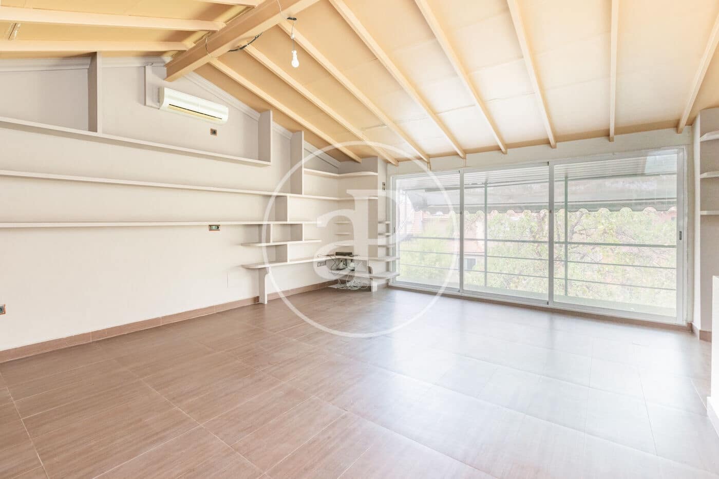 4 soveværelse Villa til salg i Madrid by med swimmingpool - € 1.800.000 (Ref: 9162463)