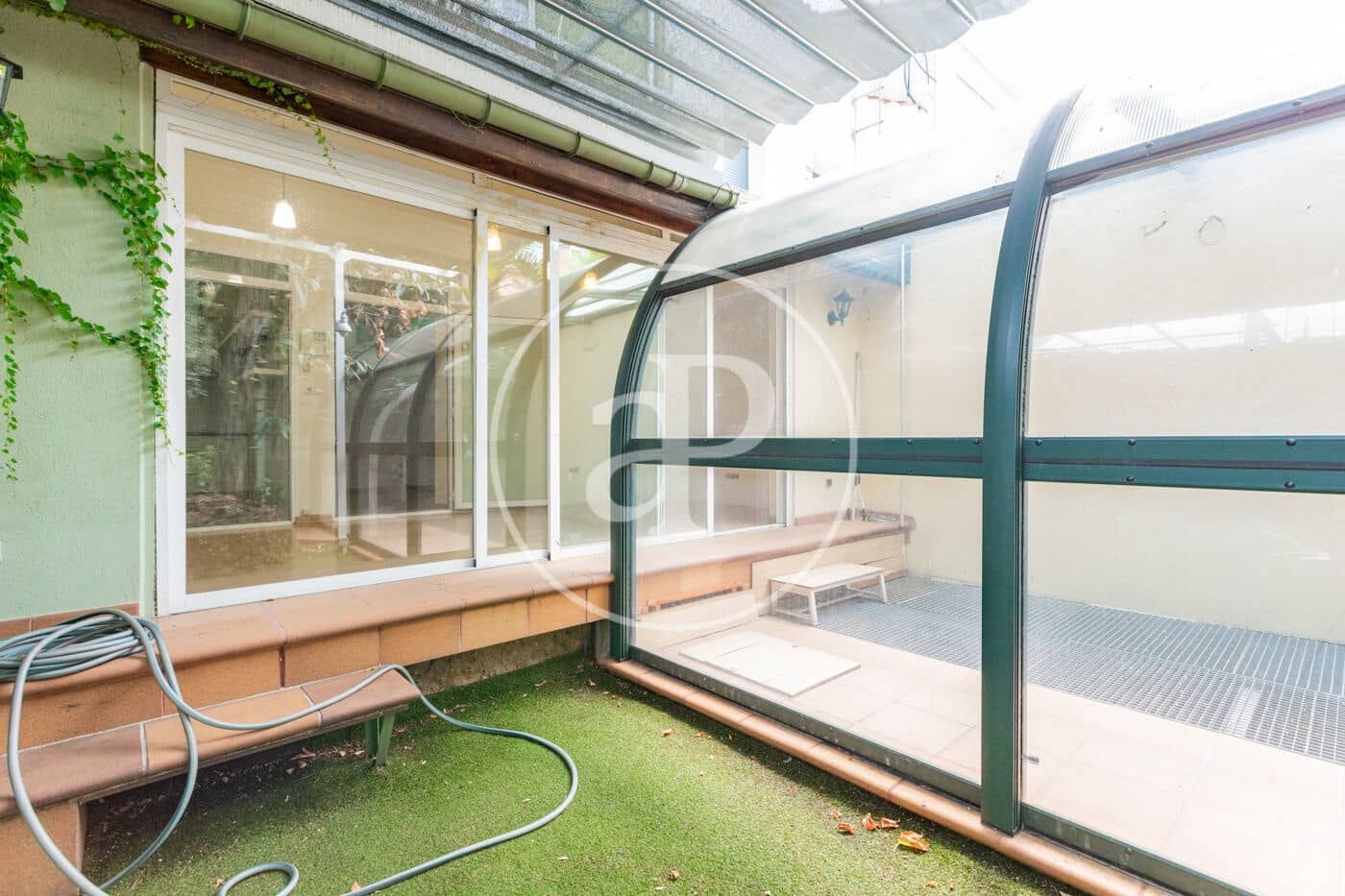 4 soveværelse Villa til salg i Madrid by med swimmingpool - € 1.800.000 (Ref: 9162463)