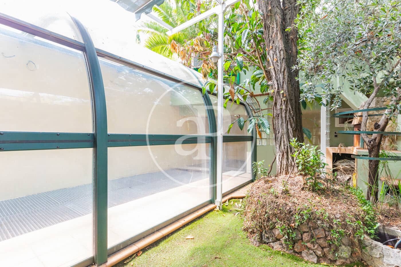 4 soveværelse Villa til salg i Madrid by med swimmingpool - € 1.800.000 (Ref: 9162463)