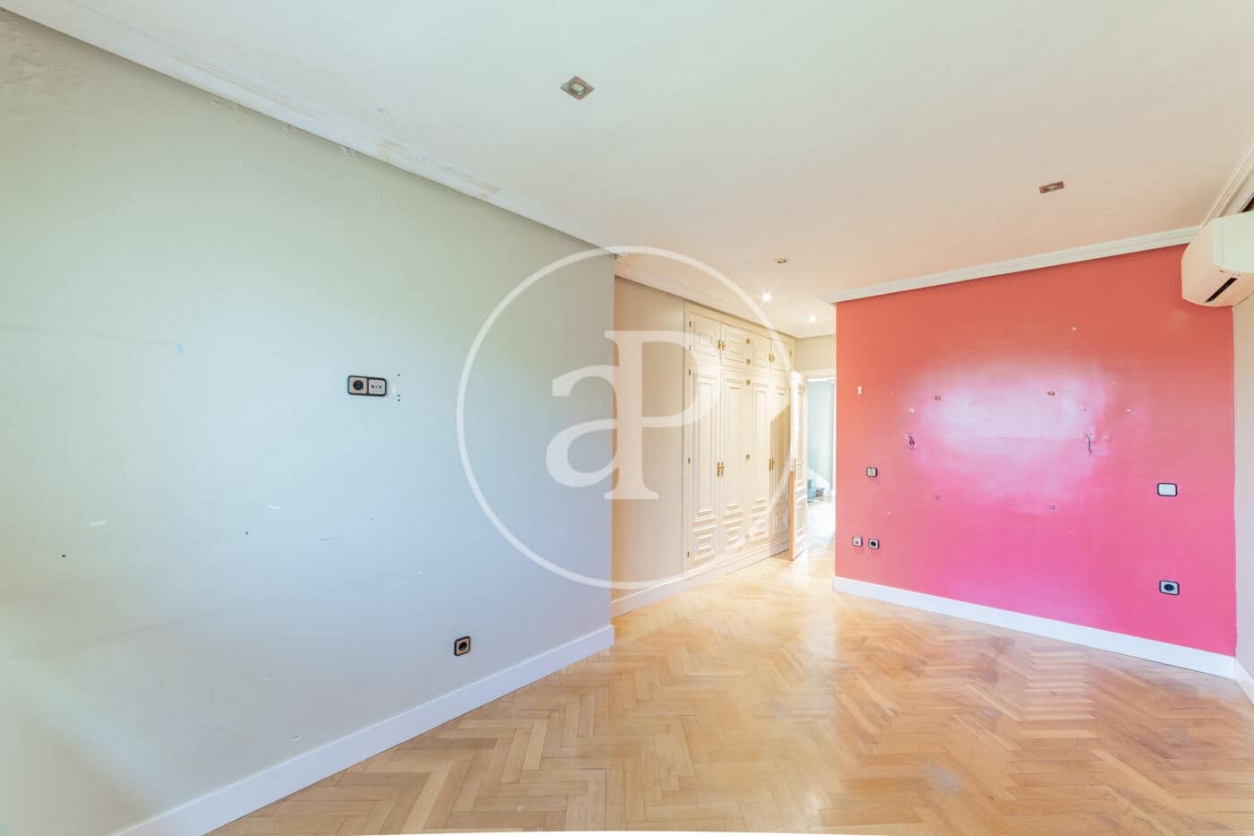 6 sypialnia Willa do wynajęcia w Las Rozas de Madrid z basenem - 4 500 € (Ref: 9164019)