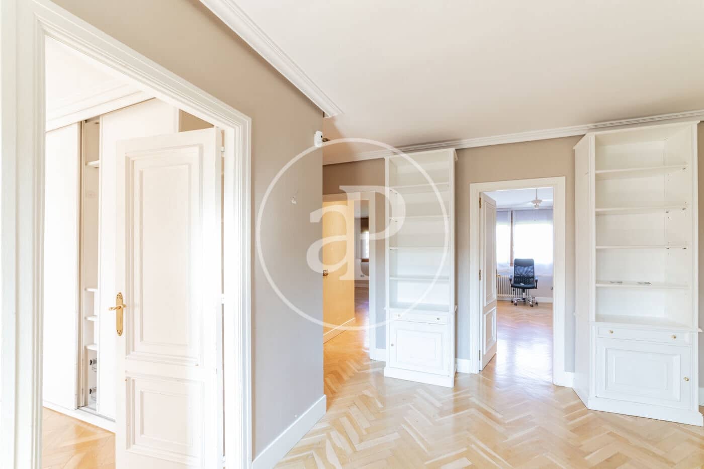 6 sypialnia Willa do wynajęcia w Las Rozas de Madrid z basenem - 4 500 € (Ref: 9164019)
