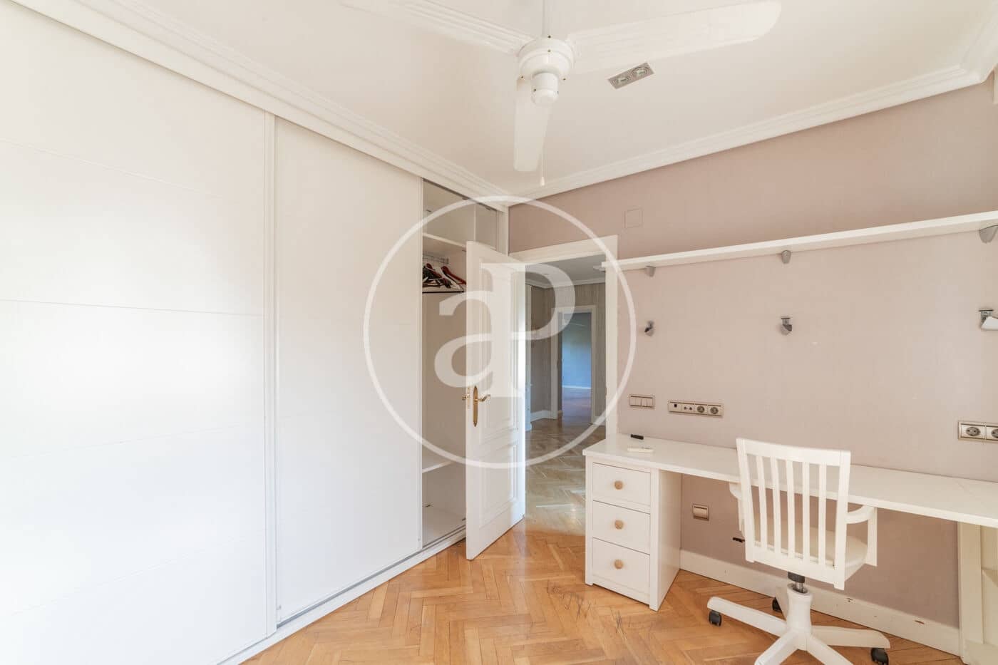 6 sypialnia Willa do wynajęcia w Las Rozas de Madrid z basenem - 4 500 € (Ref: 9164019)