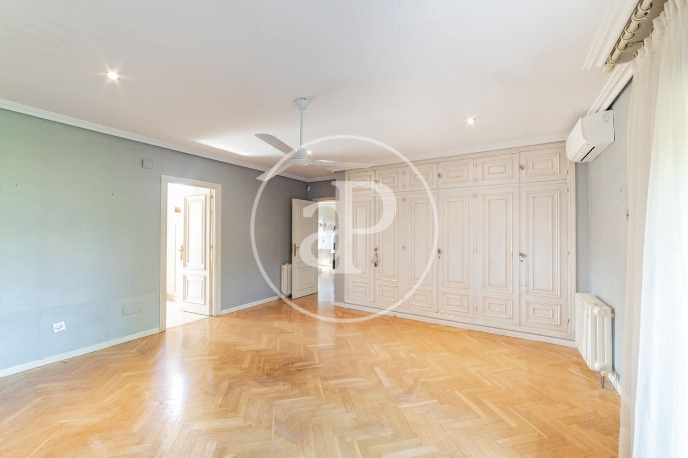 6 sypialnia Willa do wynajęcia w Las Rozas de Madrid z basenem - 4 500 € (Ref: 9164019)