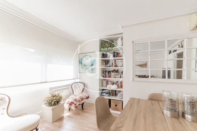 Apartamento de 4 habitaciones en Hispanoamérica, Madrid ciudad en alquiler - 2.900 € (Ref: 9164021)