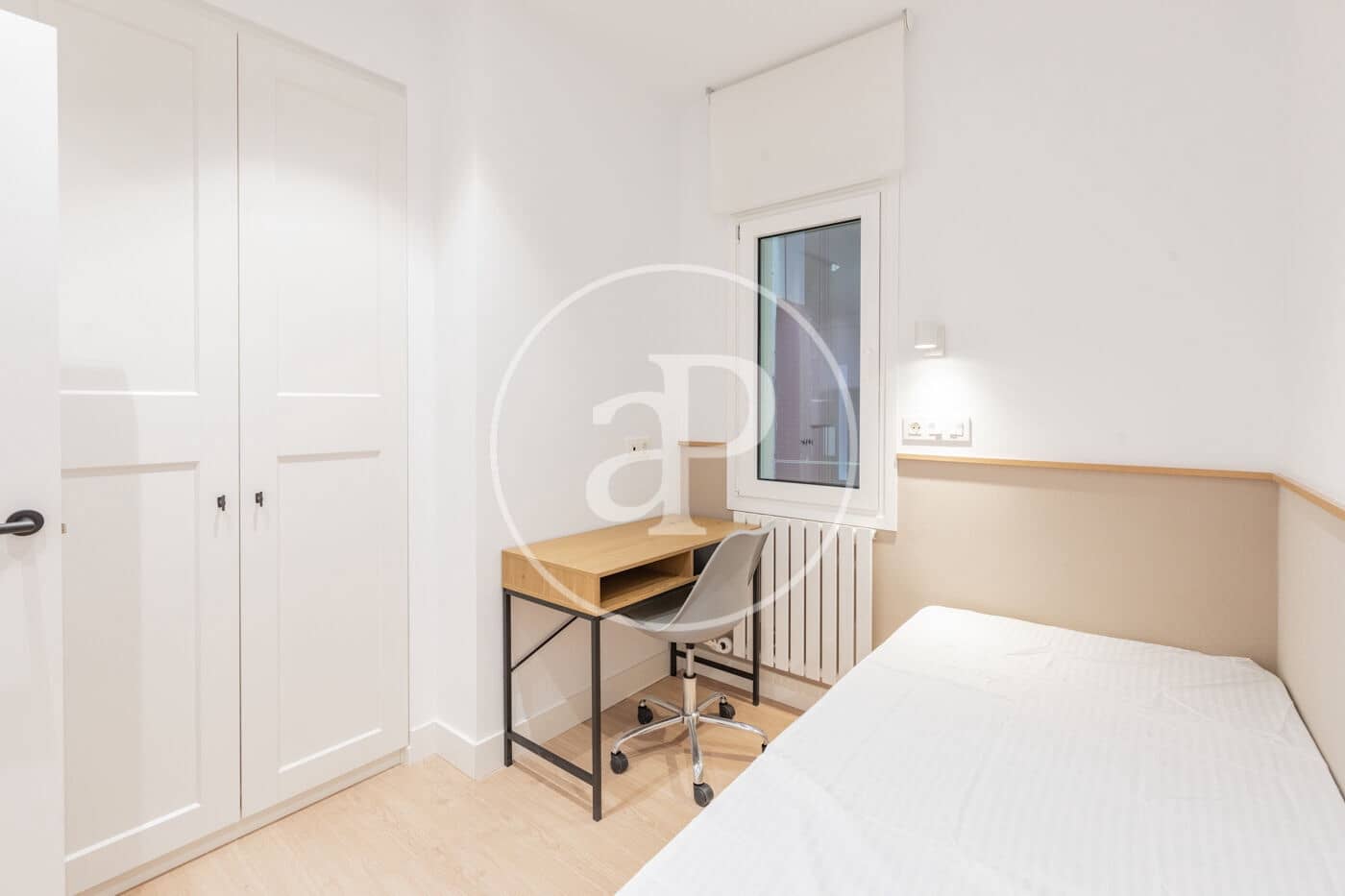 Appartement de 2 chambres à louer à Madrid ville - 2 300 € (Ref: 9166000)