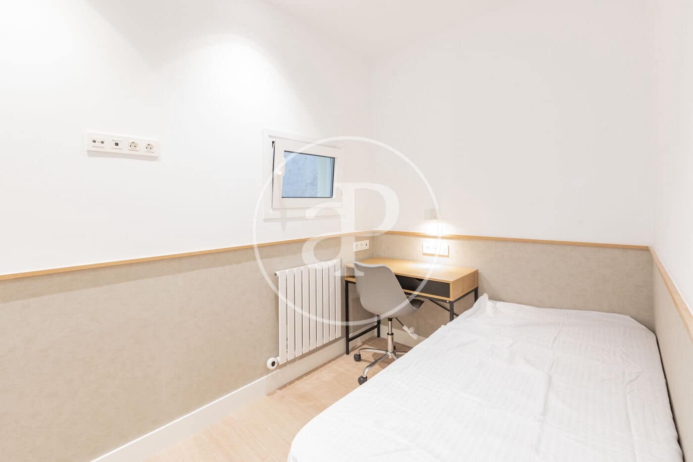 Appartement de 2 chambres à louer à Madrid ville - 2 300 € (Ref: 9166000)