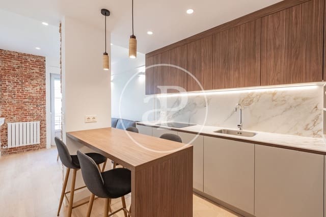 Appartement de 2 chambres à louer à Gaztambide, Madrid ville - 2 300 € (Ref: 9166000)