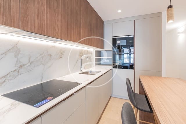 Appartement de 2 chambres à louer à Gaztambide, Madrid ville - 2 300 € (Ref: 9166000)