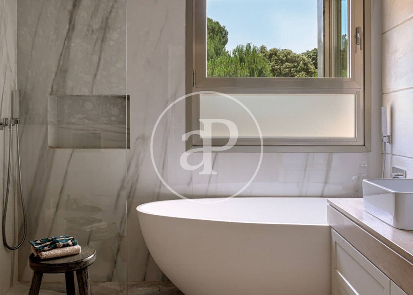 5 soveværelse Villa til salg i Madrid by med swimmingpool - € 2.480.000 (Ref: 9166003)