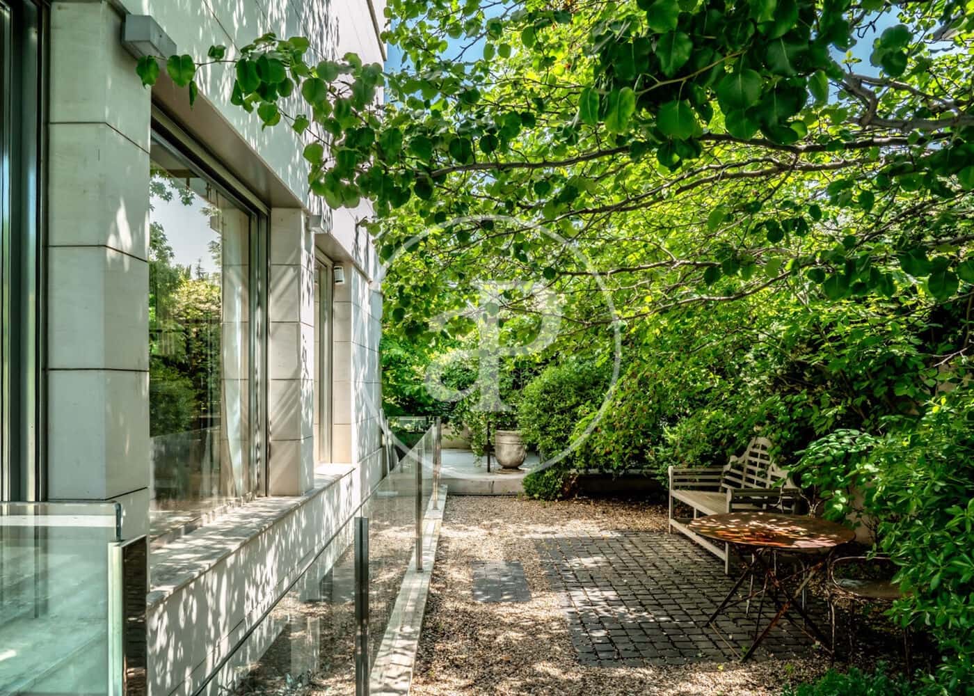 5 soveværelse Villa til salg i Madrid by med swimmingpool - € 2.480.000 (Ref: 9166003)