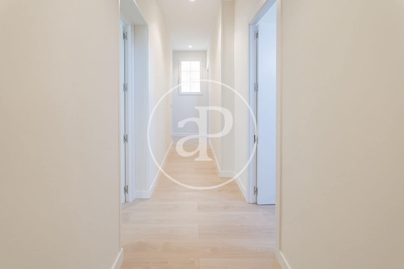 4 sovrum Lägenhet att hyra i Madrid stad - 3 200 € (Ref: 9169734)