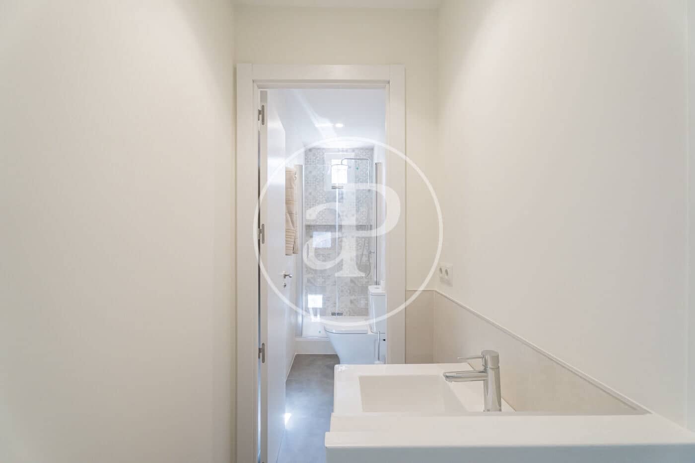 4 sovrum Lägenhet att hyra i Madrid stad - 3 200 € (Ref: 9169734)