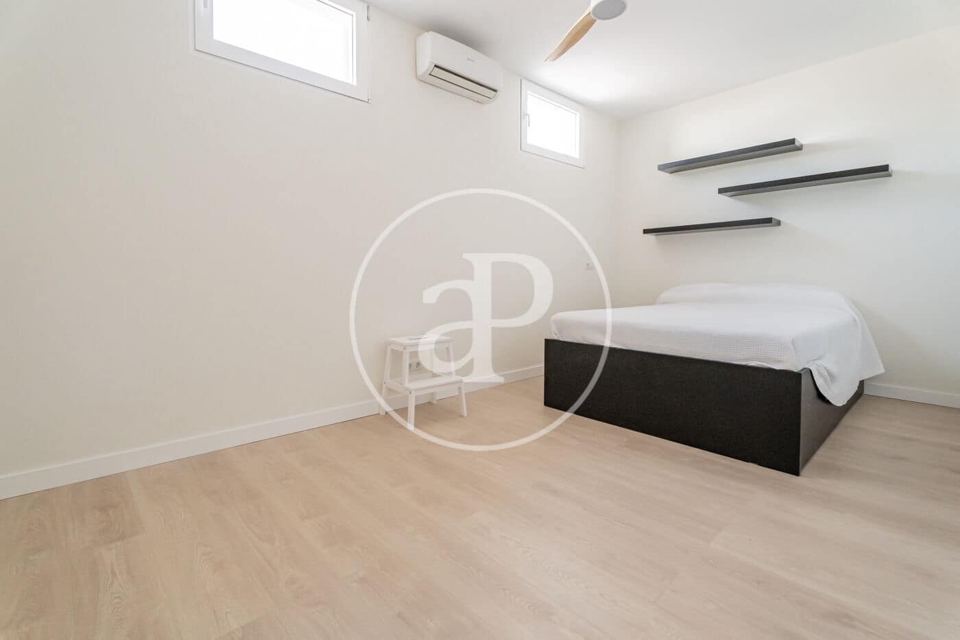 4 sovrum Lägenhet att hyra i Madrid stad - 3 200 € (Ref: 9169734)