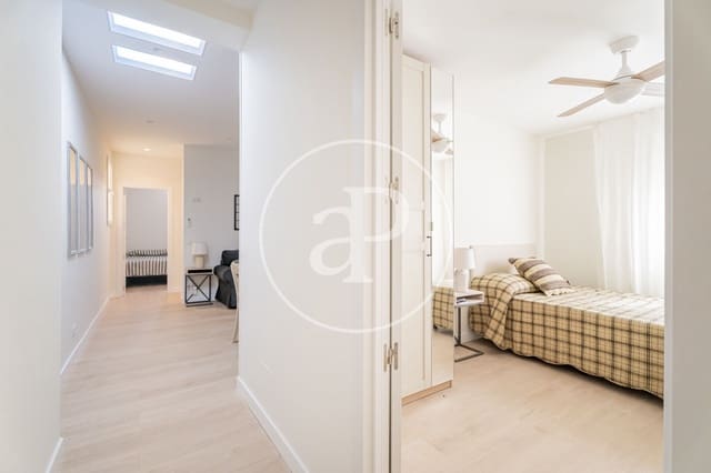 4 sovrum Lägenhet att hyra i Universidad, Madrid stad - 3 200 € (Ref: 9169734)