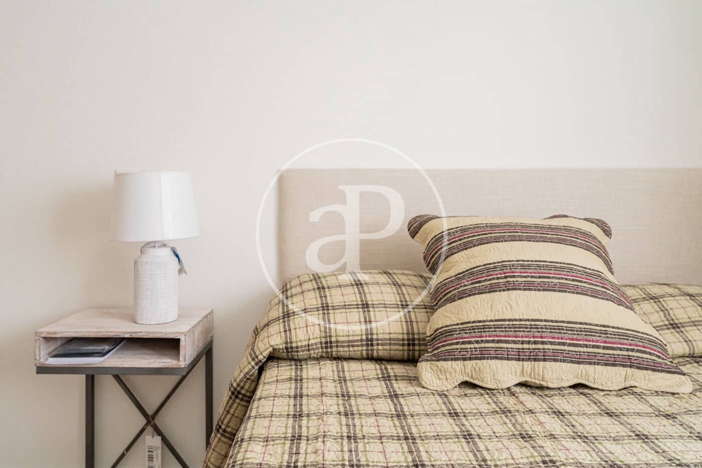 4 sovrum Lägenhet att hyra i Madrid stad - 3 200 € (Ref: 9169734)