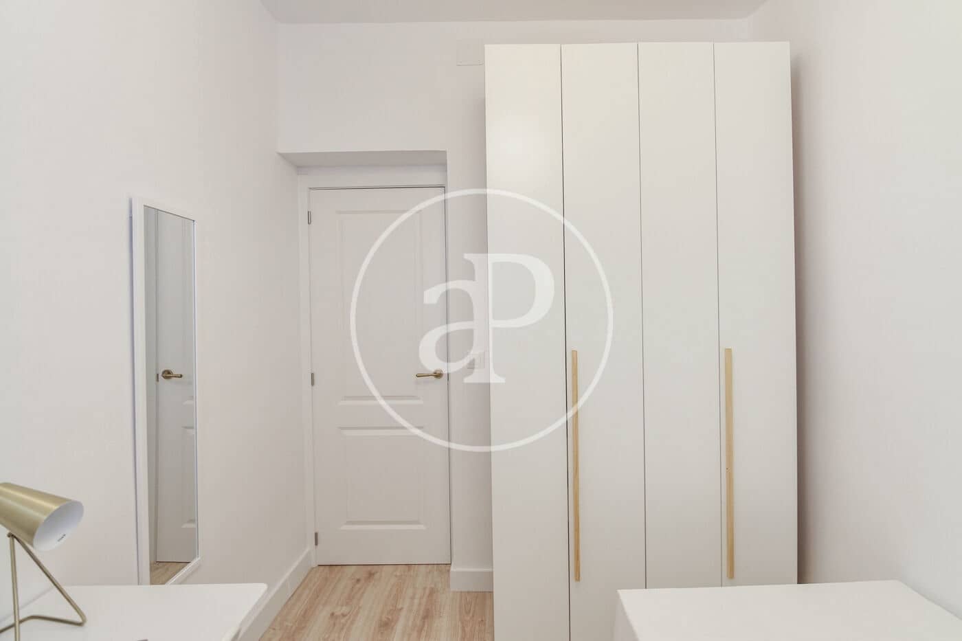 3 soveværelse Lejlighed til leje i Madrid by - € 2.400 (Ref: 9171758)