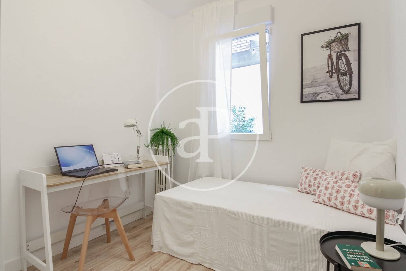 3 soveværelse Lejlighed til leje i Madrid by - € 2.400 (Ref: 9171758)
