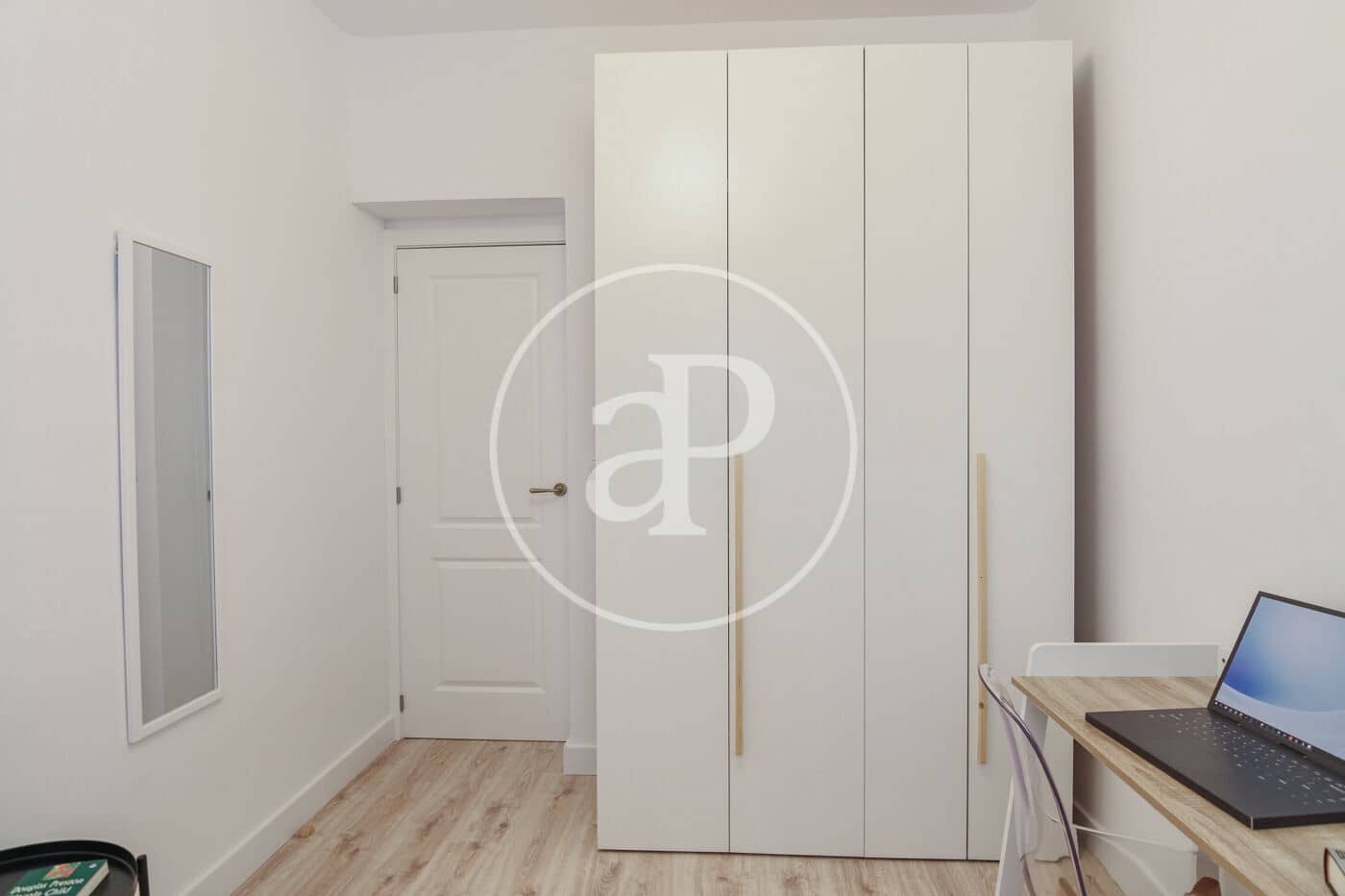 3 soveværelse Lejlighed til leje i Madrid by - € 2.400 (Ref: 9171758)