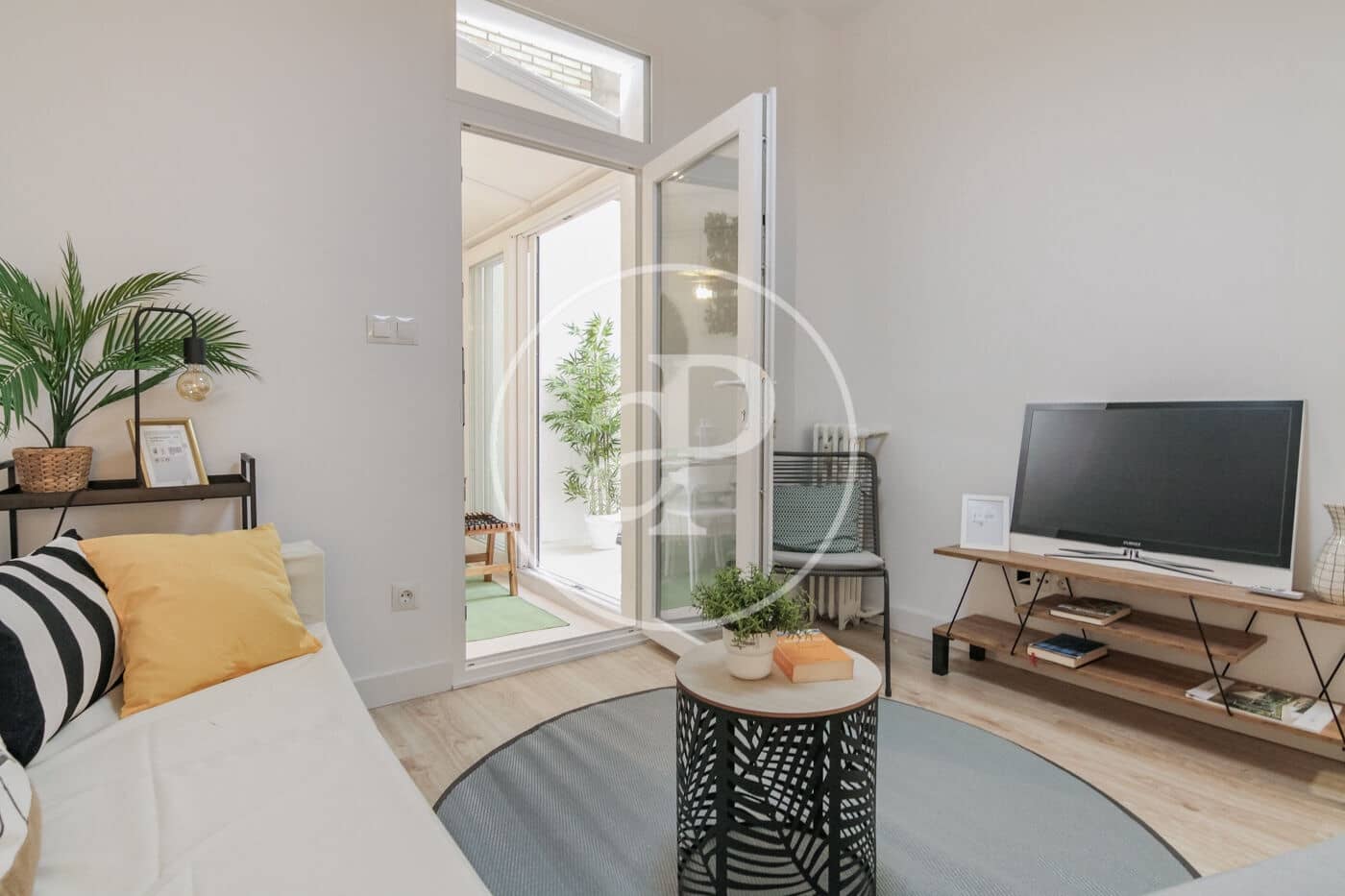 3 soveværelse Lejlighed til leje i Madrid by - € 2.400 (Ref: 9171758)