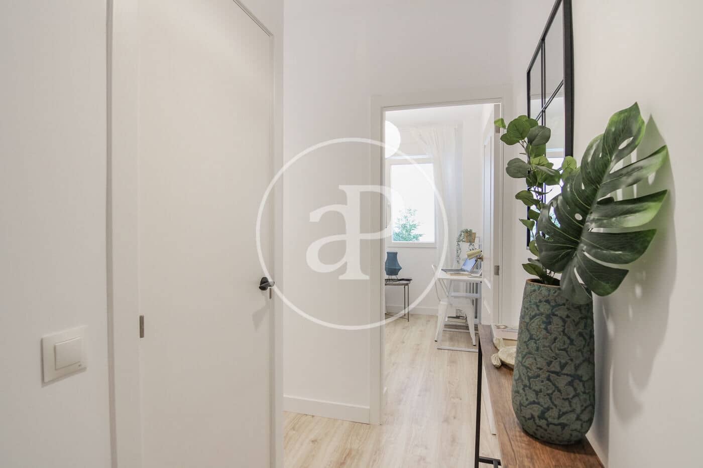 3 soveværelse Lejlighed til leje i Madrid by - € 2.400 (Ref: 9171758)