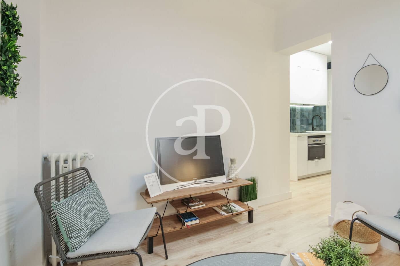 3 soveværelse Lejlighed til leje i Madrid by - € 2.400 (Ref: 9171758)