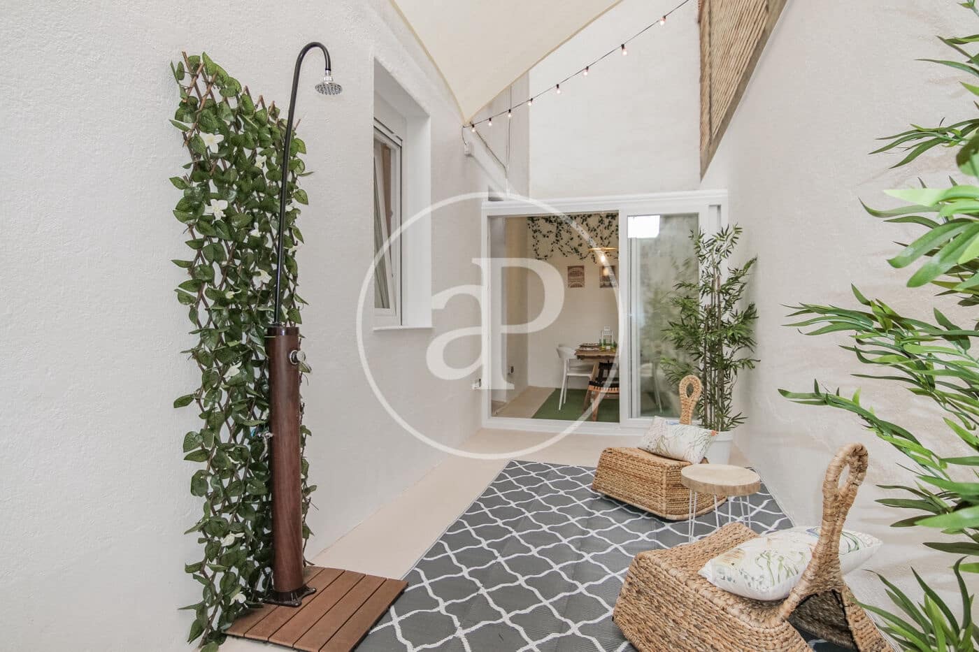 3 soveværelse Lejlighed til leje i Madrid by - € 2.400 (Ref: 9171758)