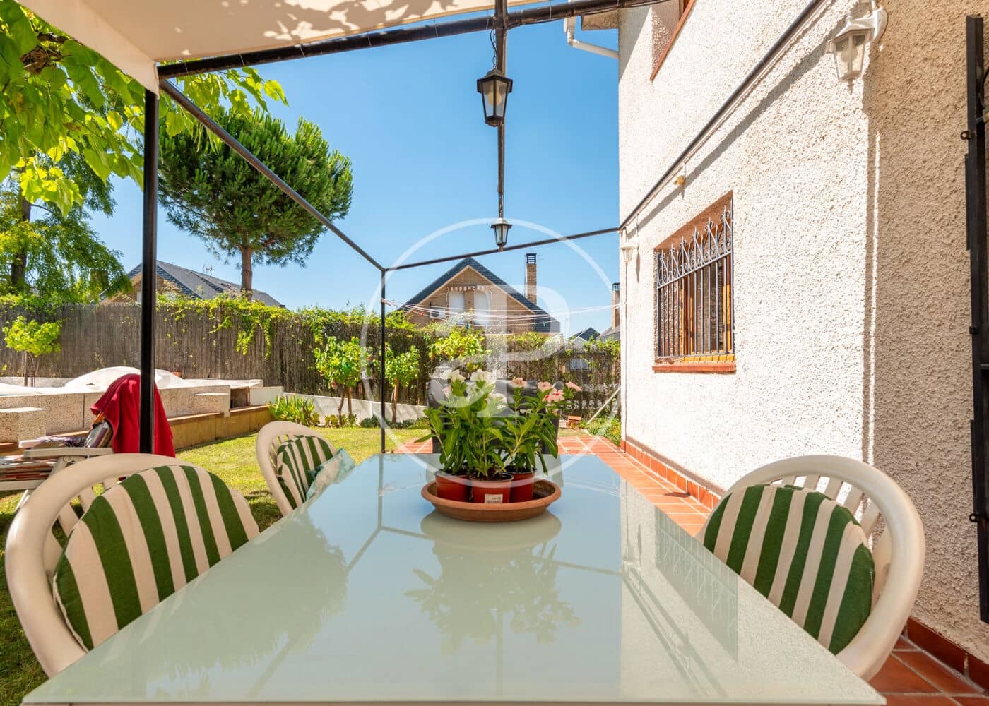 6 soveværelse Villa til salg i Pozuelo de Alarcon med swimmingpool - € 1.450.000 (Ref: 9171761)