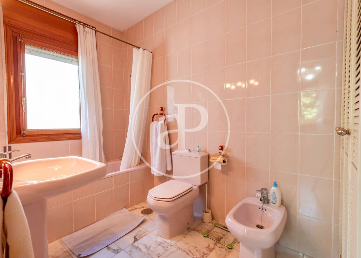 6 soveværelse Villa til salg i Pozuelo de Alarcon med swimmingpool - € 1.450.000 (Ref: 9171761)