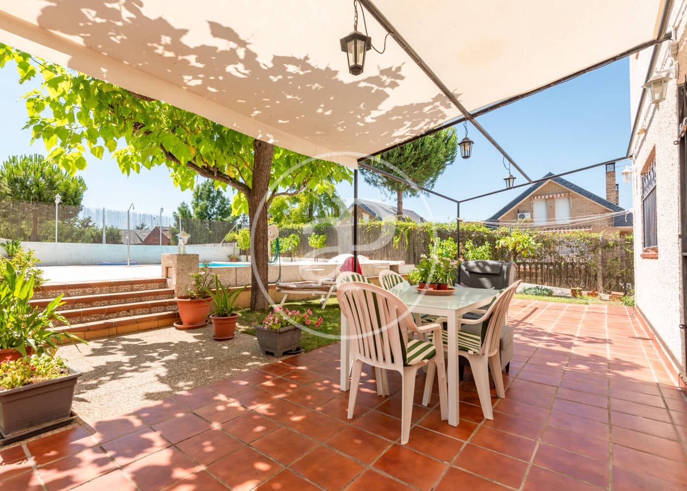 6 soveværelse Villa til salg i Pozuelo de Alarcon med swimmingpool - € 1.450.000 (Ref: 9171761)