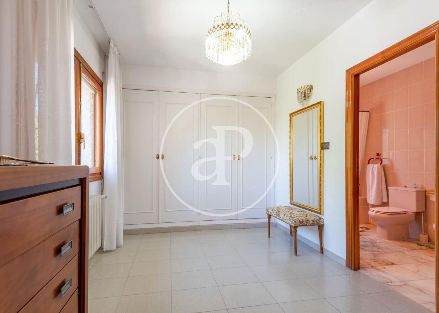 6 soveværelse Villa til salg i Pozuelo de Alarcon med swimmingpool - € 1.450.000 (Ref: 9171761)