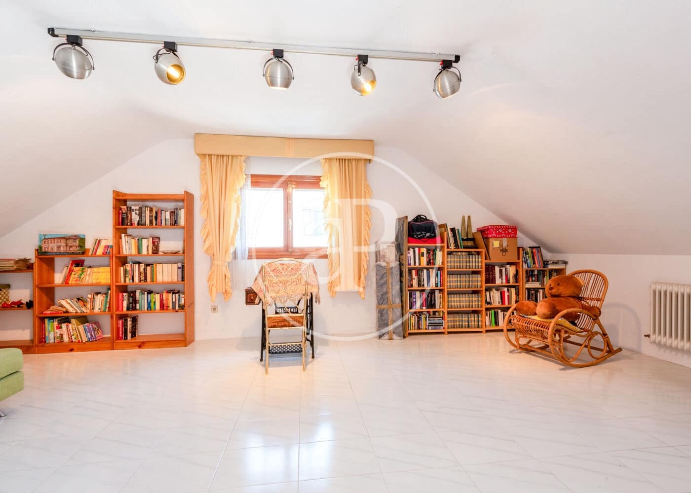 6 soveværelse Villa til salg i Pozuelo de Alarcon med swimmingpool - € 1.450.000 (Ref: 9171761)