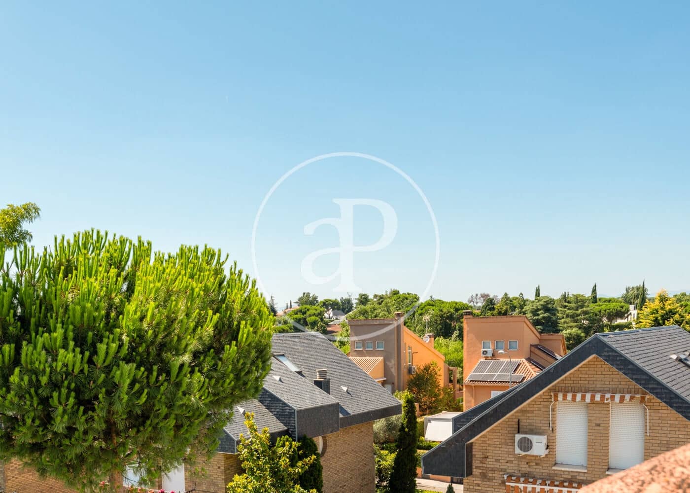 6 soveværelse Villa til salg i Pozuelo de Alarcon med swimmingpool - € 1.450.000 (Ref: 9171761)