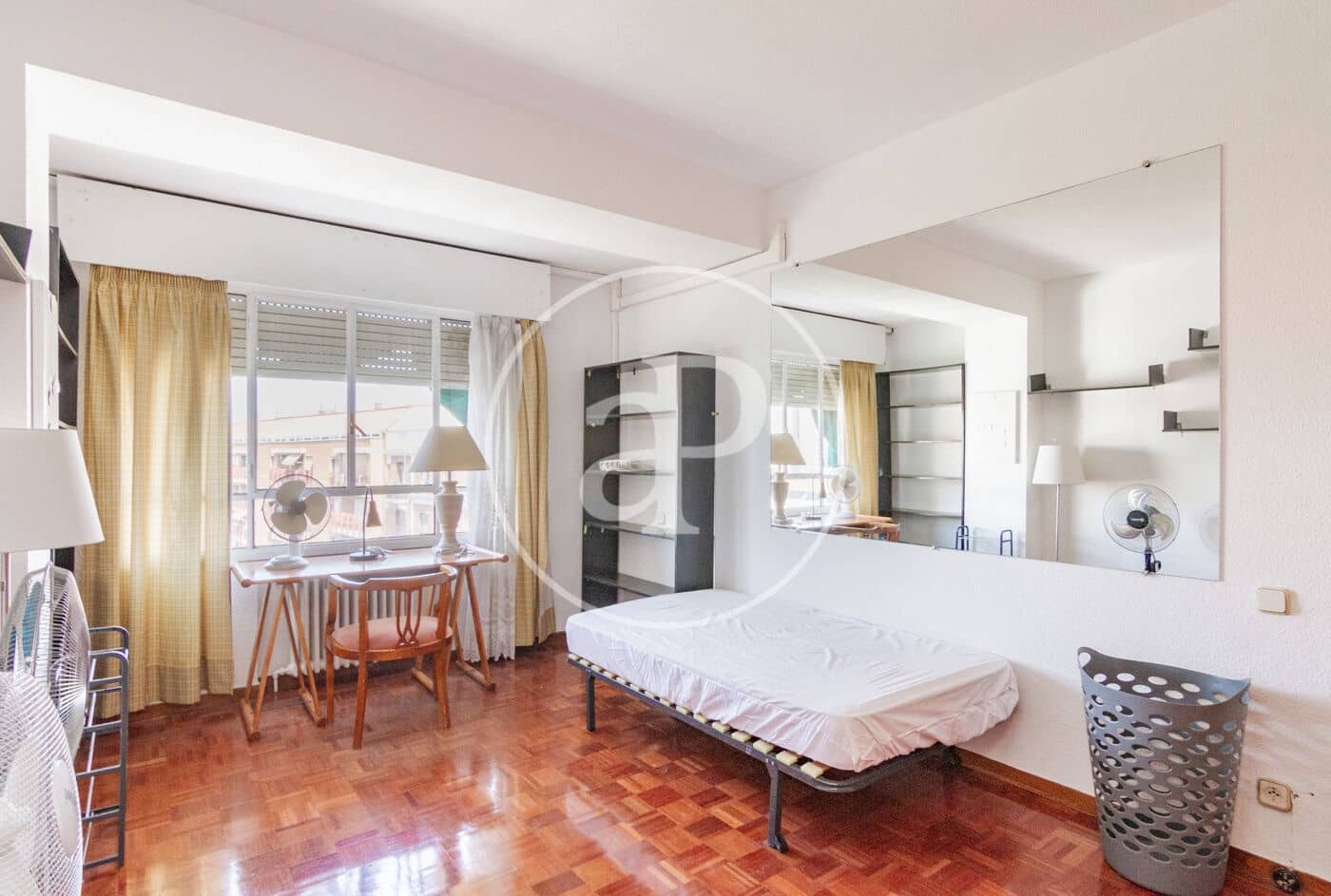 5 soveværelse Lejlighed til salg i Madrid by - € 1.875.000 (Ref: 9183879)