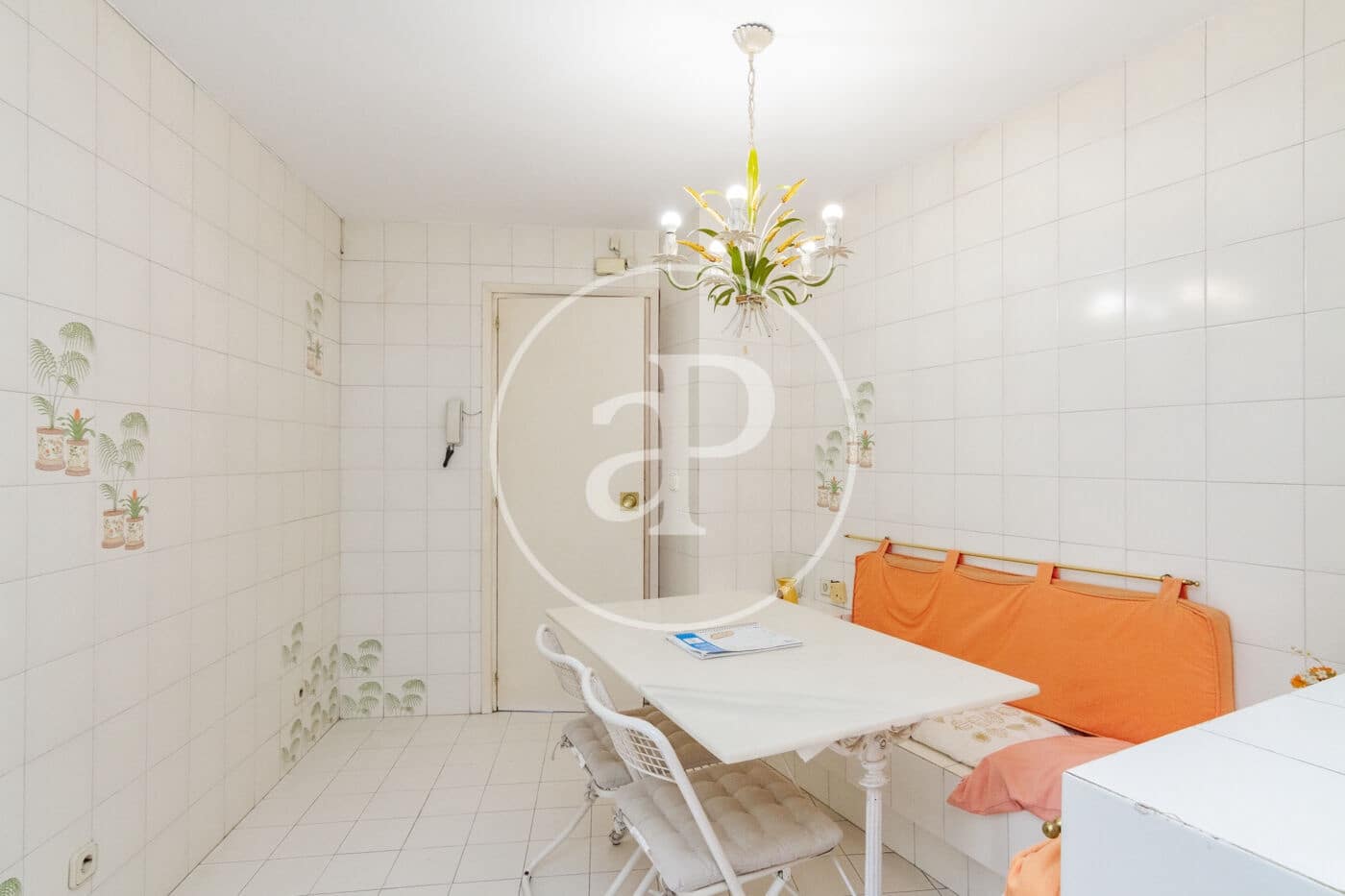 5 soveværelse Lejlighed til salg i Madrid by - € 1.875.000 (Ref: 9183879)