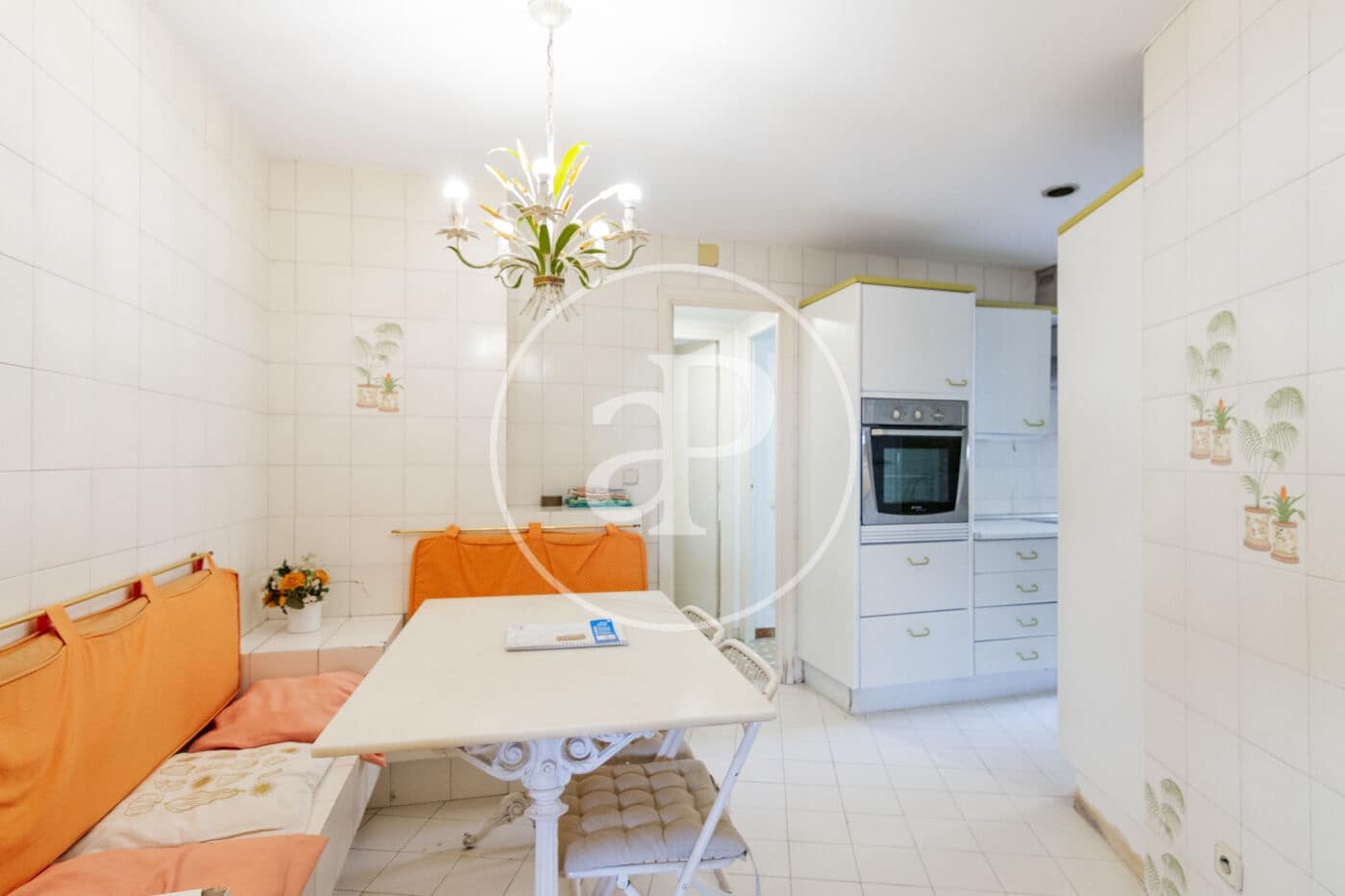 5 soveværelse Lejlighed til salg i Madrid by - € 1.875.000 (Ref: 9183879)