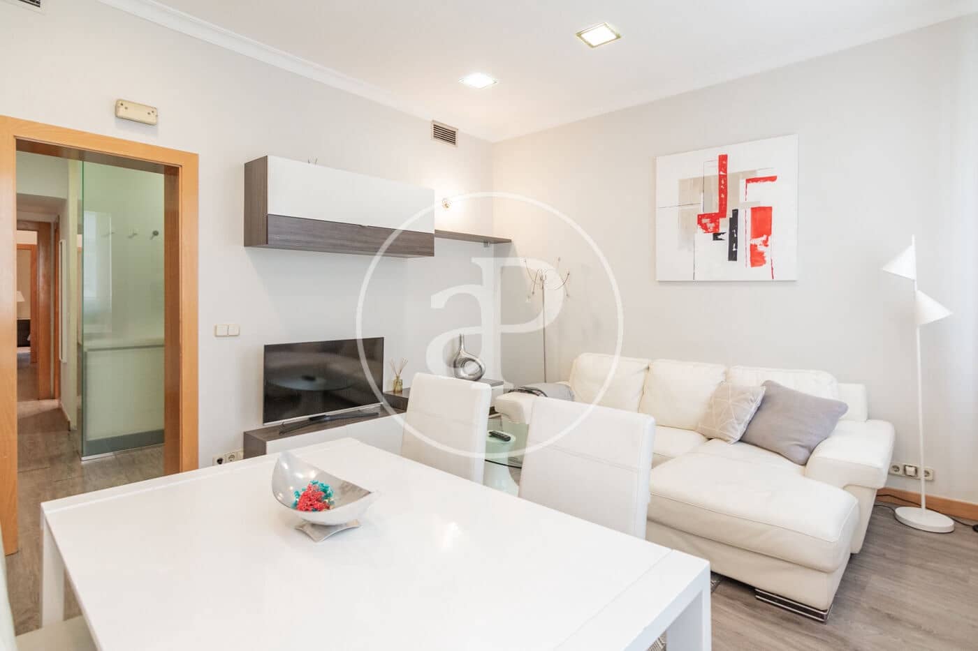 2 slaapkamer Appartement te huur in Madrid stad - € 2.500 (Ref: 9192568)