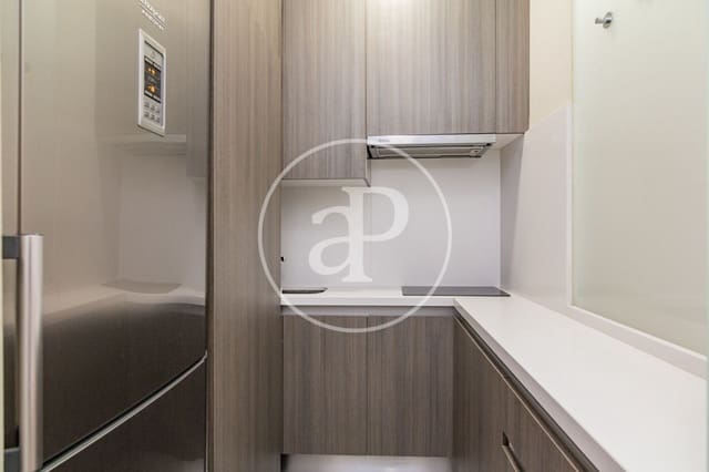 2 soverom Leilighet til leie i Sol, Madrid by - € 2 500 (Ref: 9192568)