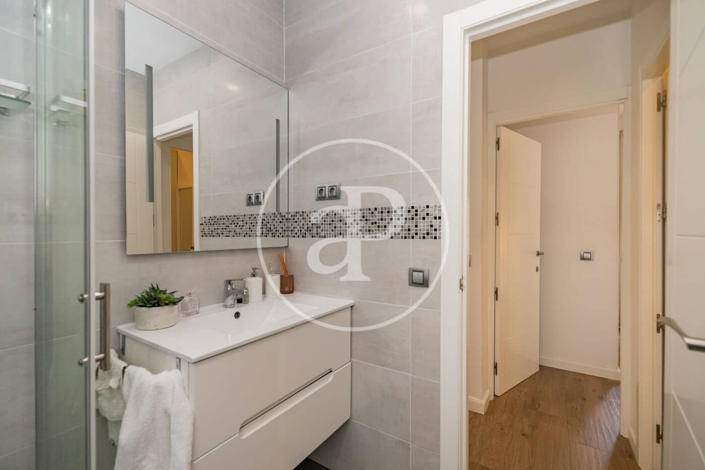 3 quarto Apartamento para arrendar em Madrid cidade - 2 600 € (Ref: 9194014)