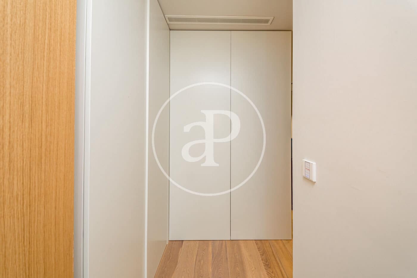 2 soveværelse Lejlighed til salg i Madrid by - € 1.680.000 (Ref: 9197966)