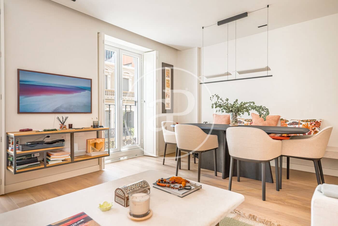 2 soveværelse Lejlighed til salg i Madrid by - € 1.680.000 (Ref: 9197966)