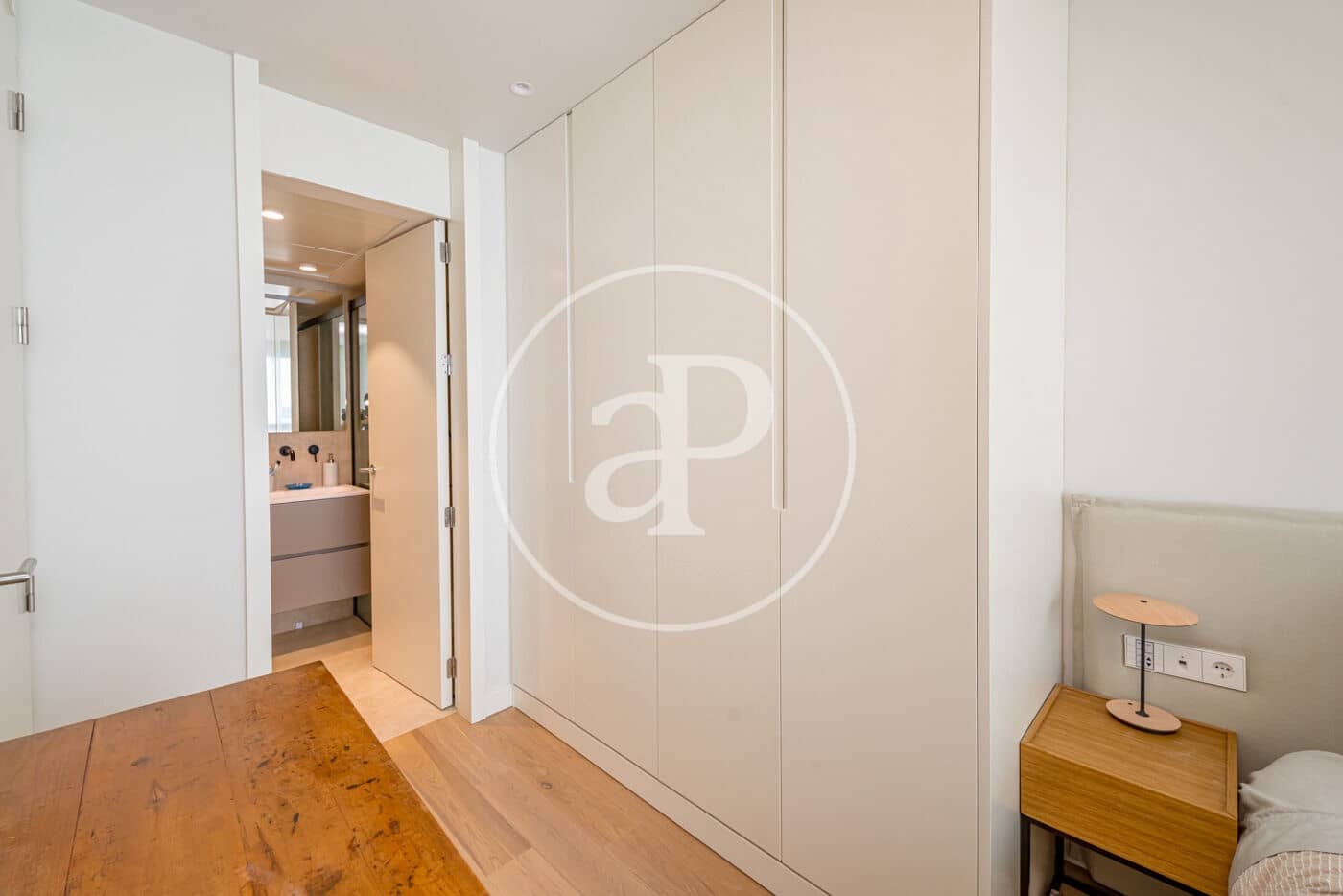 2 soveværelse Lejlighed til salg i Madrid by - € 1.680.000 (Ref: 9197966)