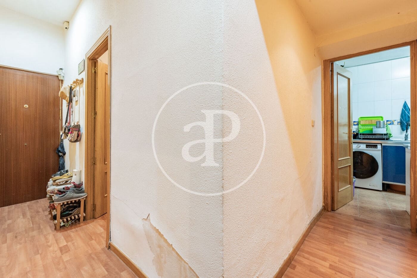 4 soveværelse Lejlighed til salg i Madrid by - € 390.000 (Ref: 9200733)