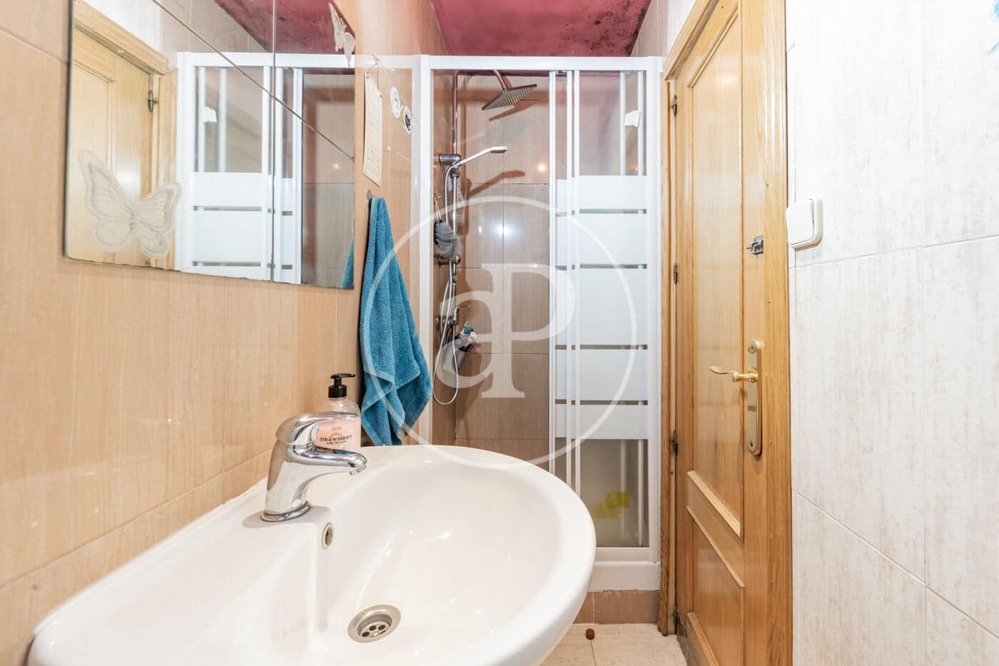 4 soveværelse Lejlighed til salg i Madrid by - € 390.000 (Ref: 9200733)