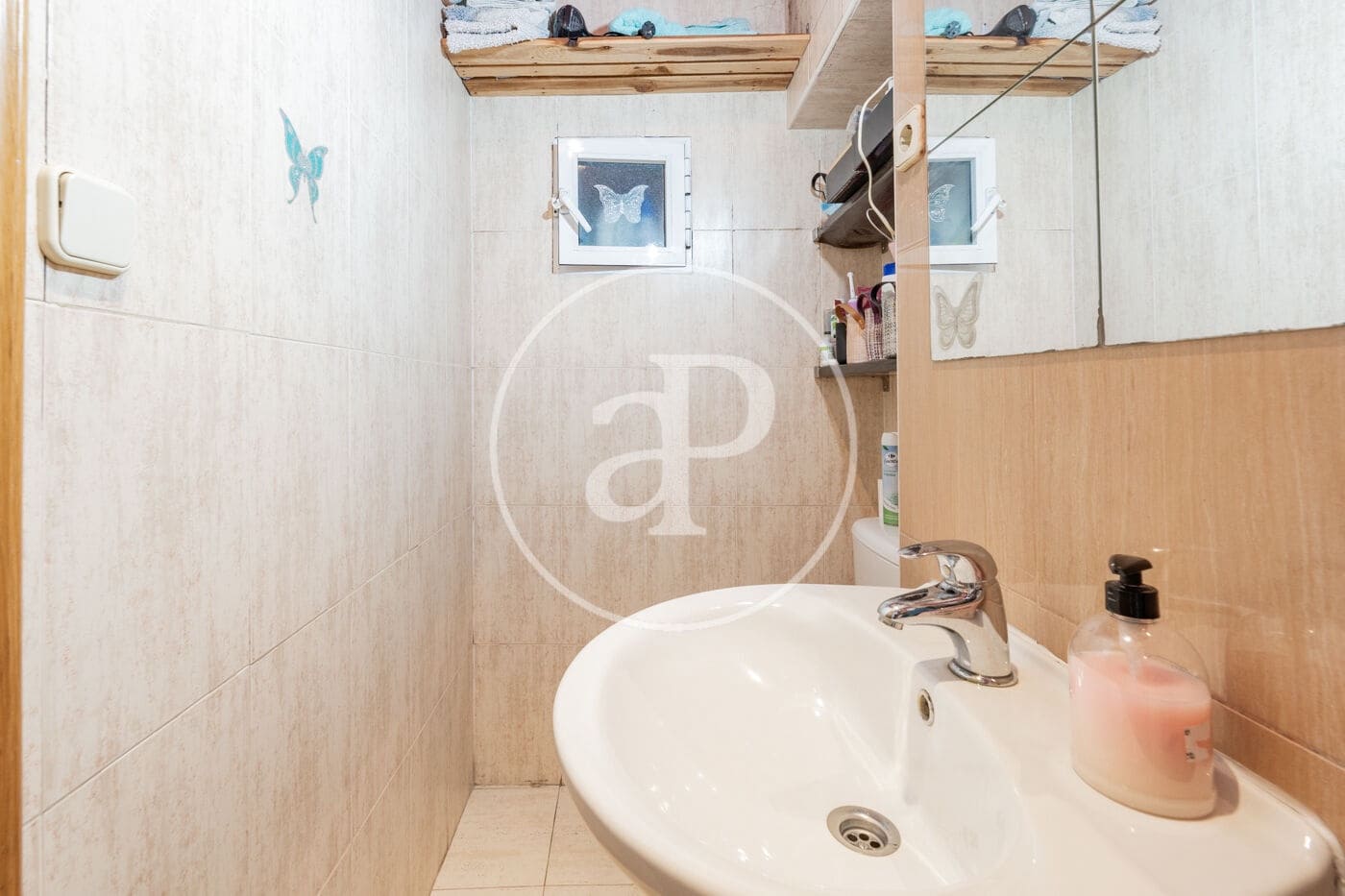 4 soveværelse Lejlighed til salg i Madrid by - € 390.000 (Ref: 9200733)