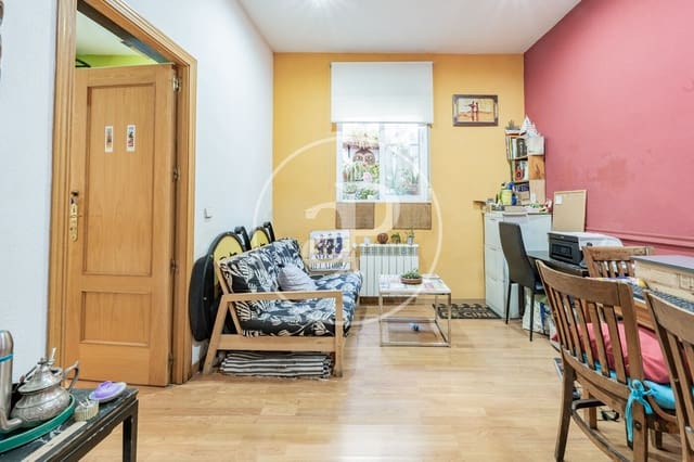 4 bedroom Apartment for sale in Embajadores, Madrid city - € 390,000 (Ref: 9200733)